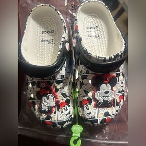 CROCS Black and White Disney Clogs Mickey and Minnie mouse